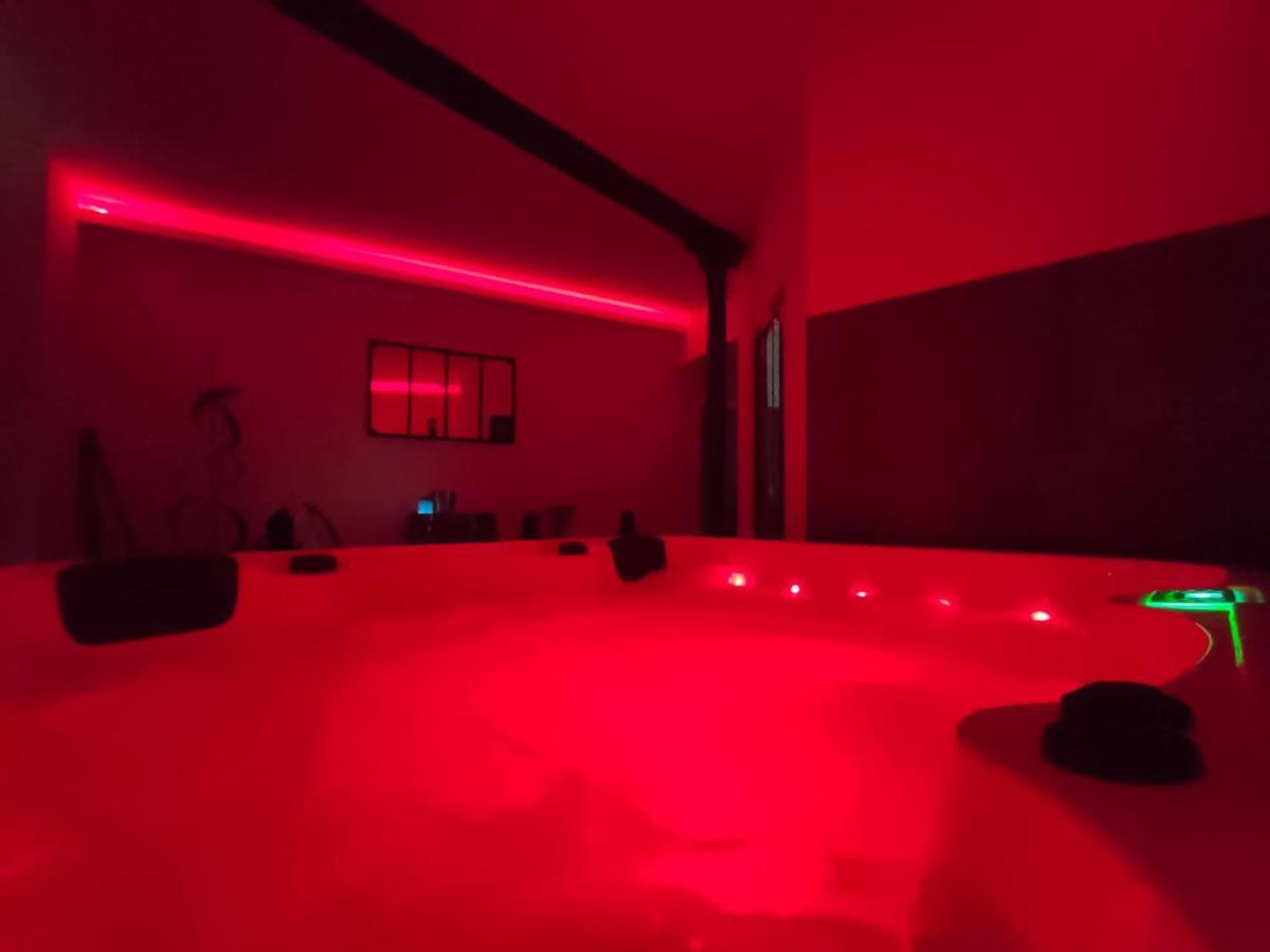 #Fer Rever 63# Spa # Thiers Esterno foto